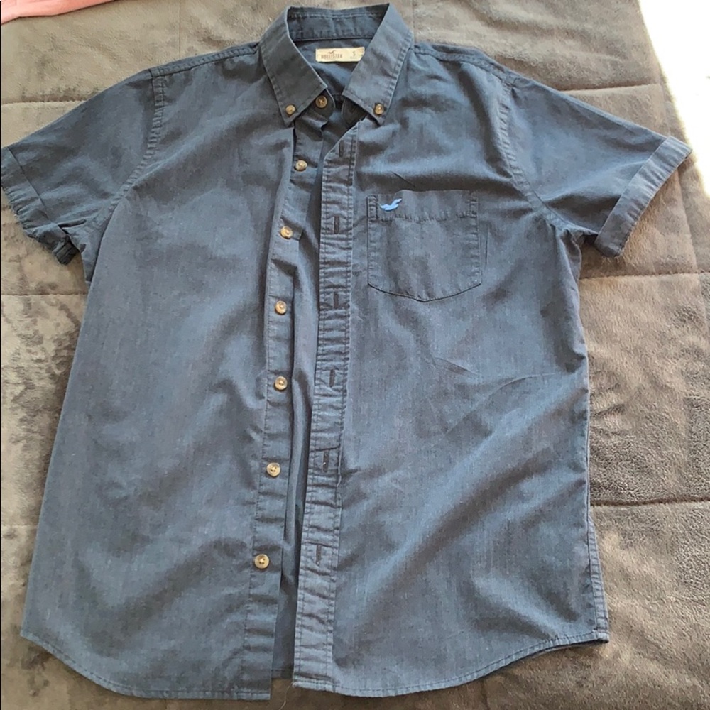 Plain button up